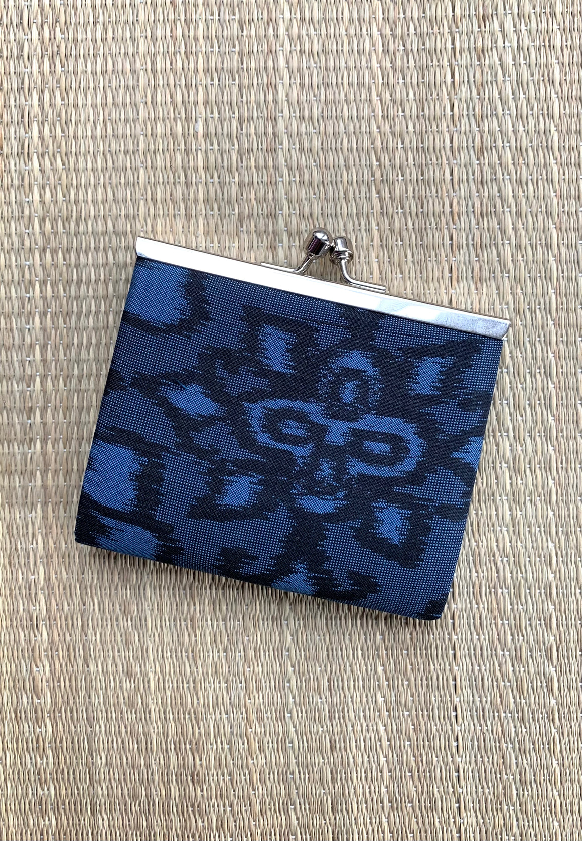Go-en Kimono Clasp Purse