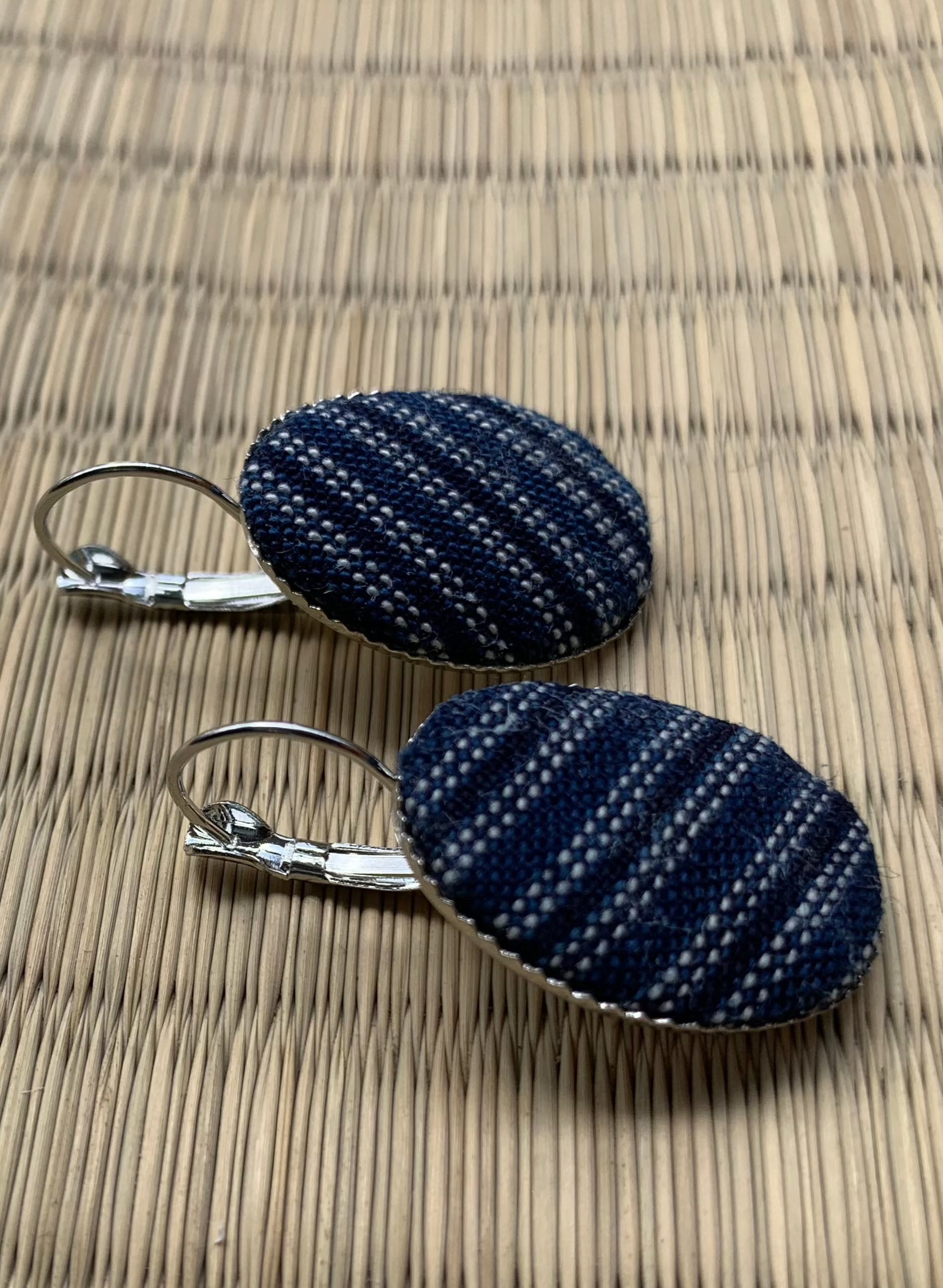 Matsusaka momen earrings