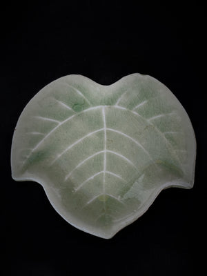 Crackle Glaze Leaf Dish