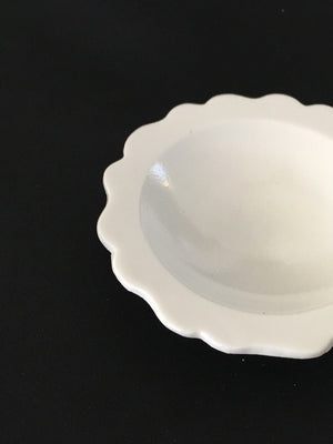 Imari-ware Katachi shape ceramic plates from Kyushu Japan at Zenbu Home